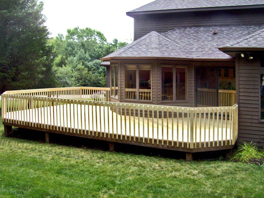 deck design and construction